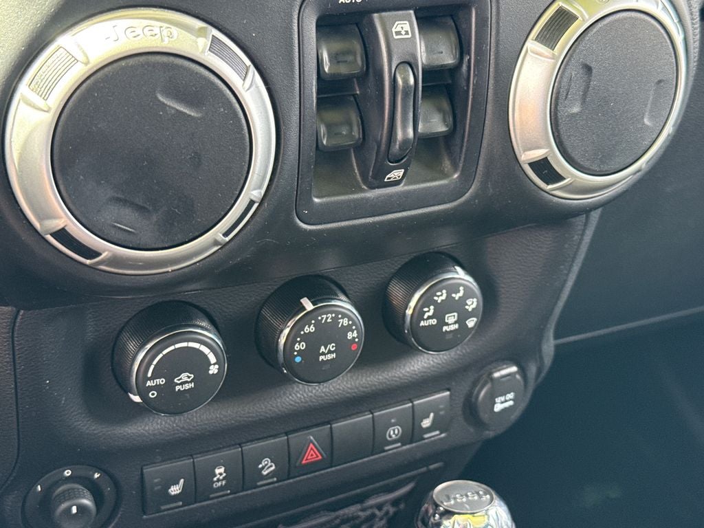 2016 Jeep Wrangler Unlimited Rubicon 4WD Near Milwaukee WI