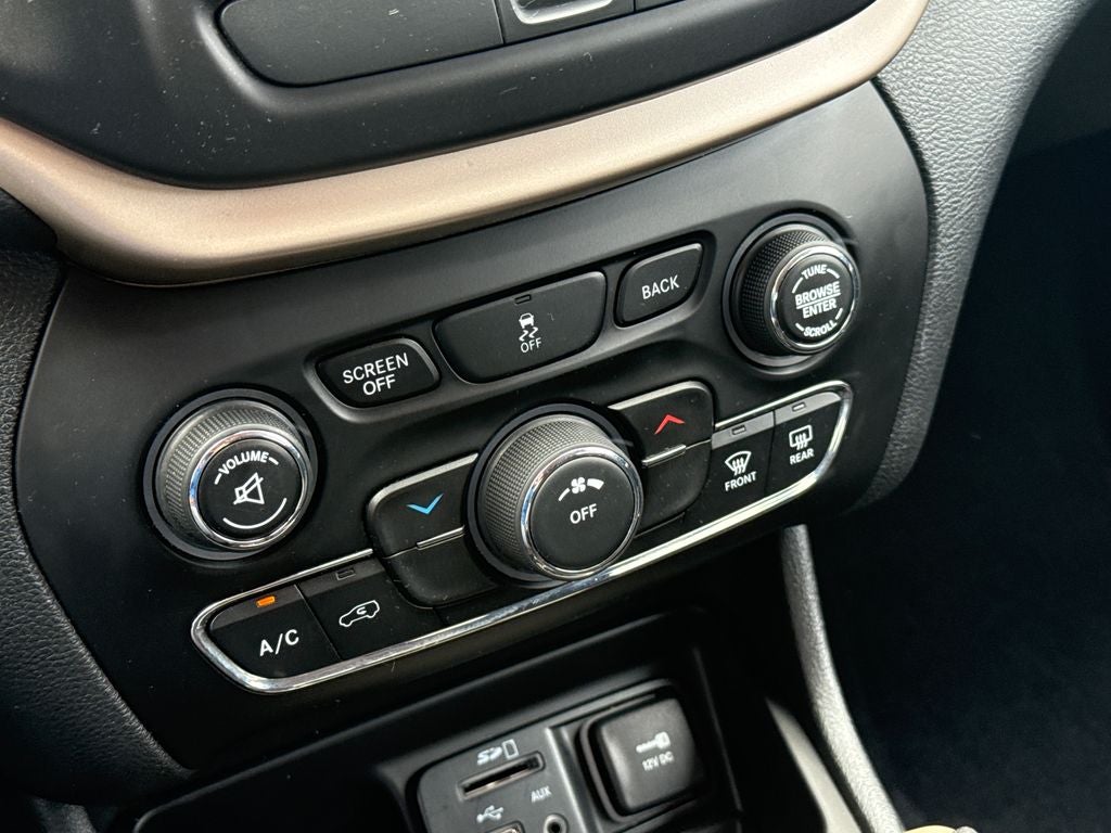 2016 Jeep Cherokee Latitude