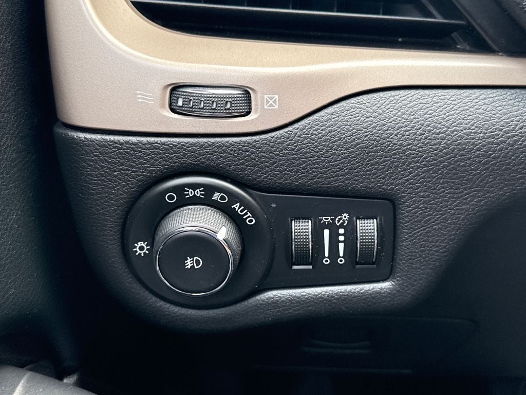 2016 Jeep Cherokee Latitude