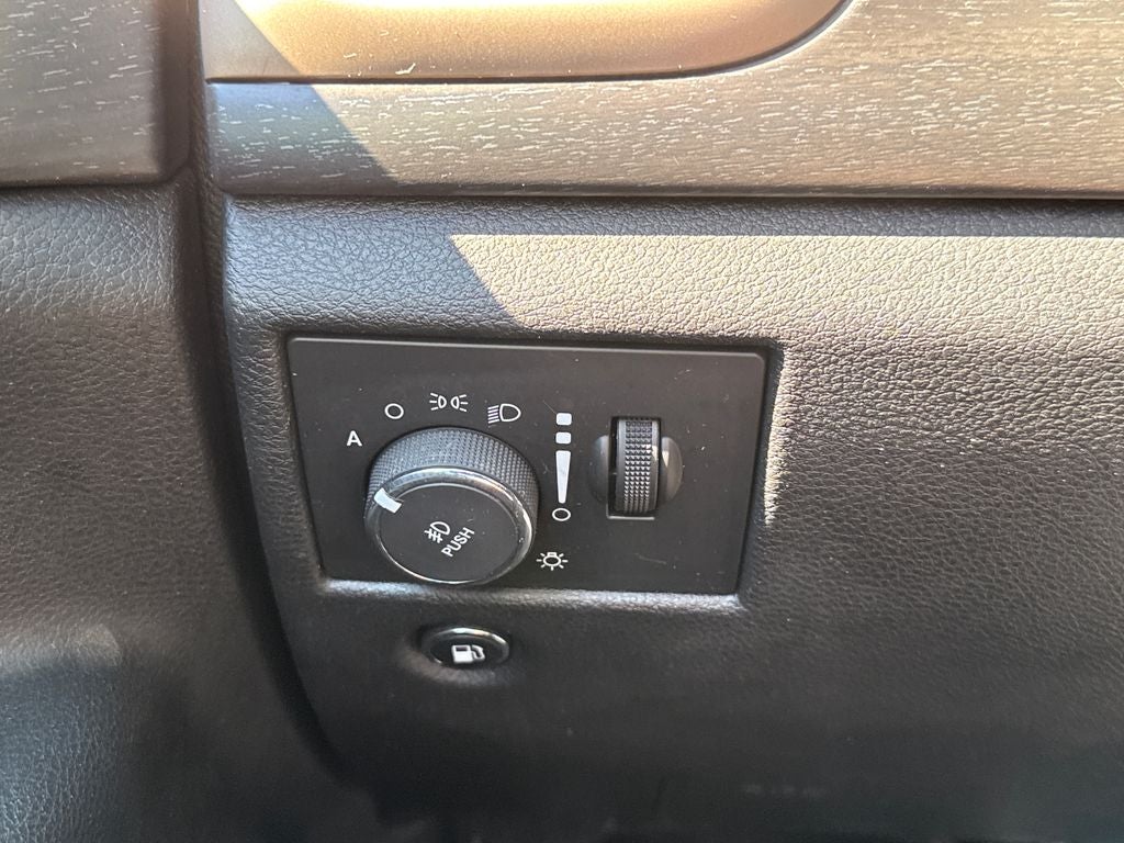 2016 Jeep Grand Cherokee Laredo 4WD Near Milwaukee WI