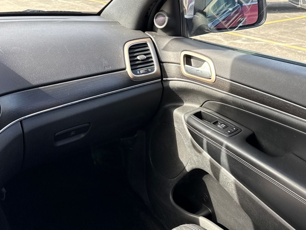 2014 Jeep Grand Cherokee Limited 4WD Near Milwaukee WI