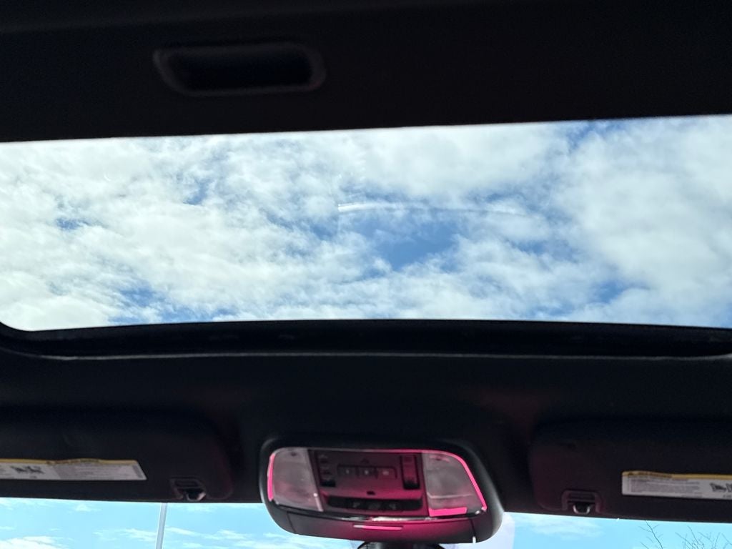 2014 Jeep Grand Cherokee Limited 4WD Near Milwaukee WI