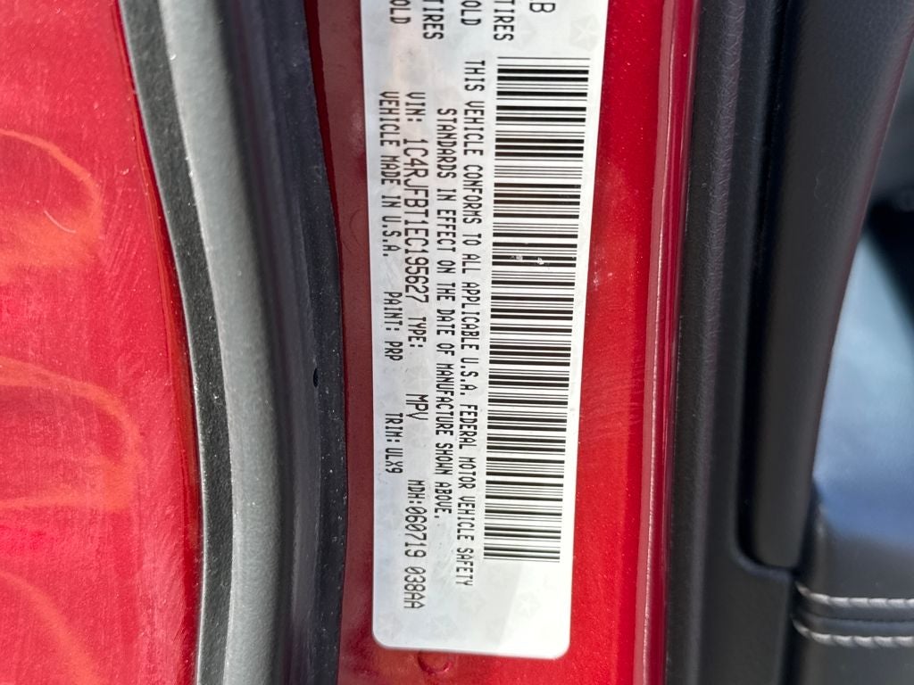 2014 Jeep Grand Cherokee Limited 4WD Near Milwaukee WI