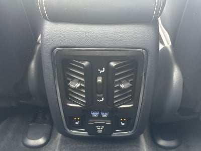 2014 Jeep Grand Cherokee Overland 4WD Near Milwaukee WI