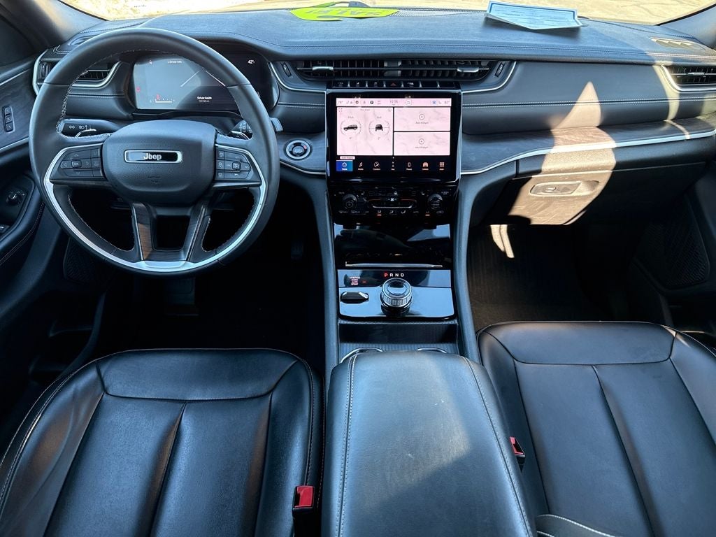 2024 Jeep Grand Cherokee Limited Blue Certified 4WD Near Milwaukee WI