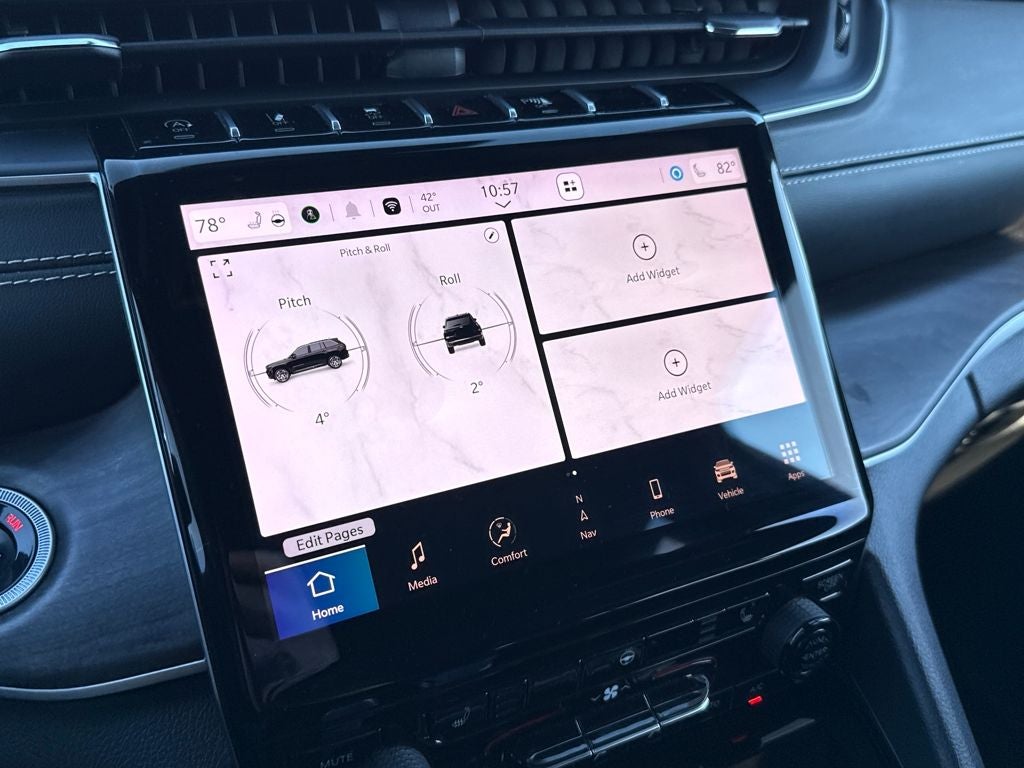 2024 Jeep Grand Cherokee Limited Blue Certified 4WD Near Milwaukee WI