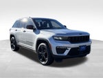 2024 Jeep Grand Cherokee Limited Blue Certified 4WD Near Milwaukee WI