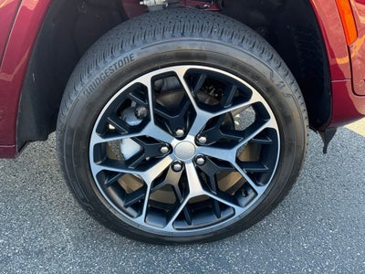 2023 Jeep Grand Cherokee Summit 4WD Near Milwaukee WI