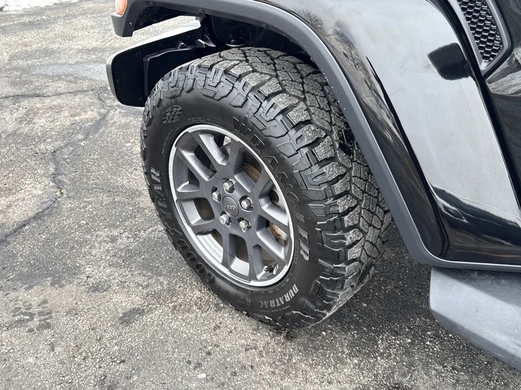 2020 Jeep Gladiator Overland Blue Certified 4WD Near Milwaukee WI