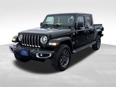 2020 Jeep Gladiator Overland Blue Certified 4WD Near Milwaukee WI