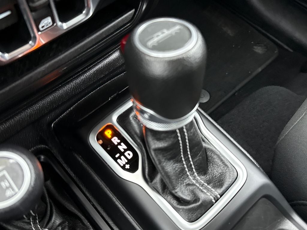 2020 Jeep Gladiator Overland Blue Certified 4WD Near Milwaukee WI