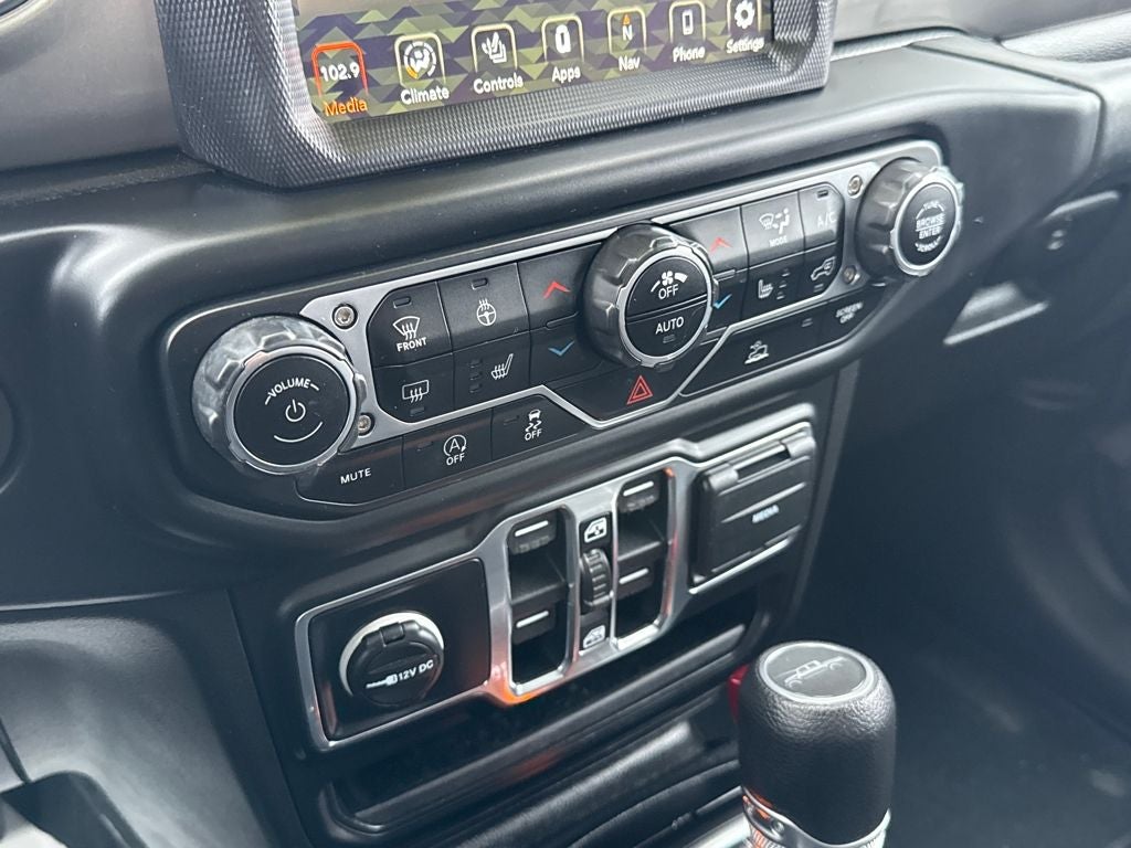 2020 Jeep Gladiator Overland Blue Certified 4WD Near Milwaukee WI