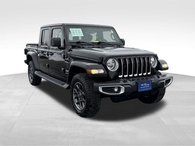 2020 Jeep Gladiator Overland Blue Certified 4WD Near Milwaukee WI