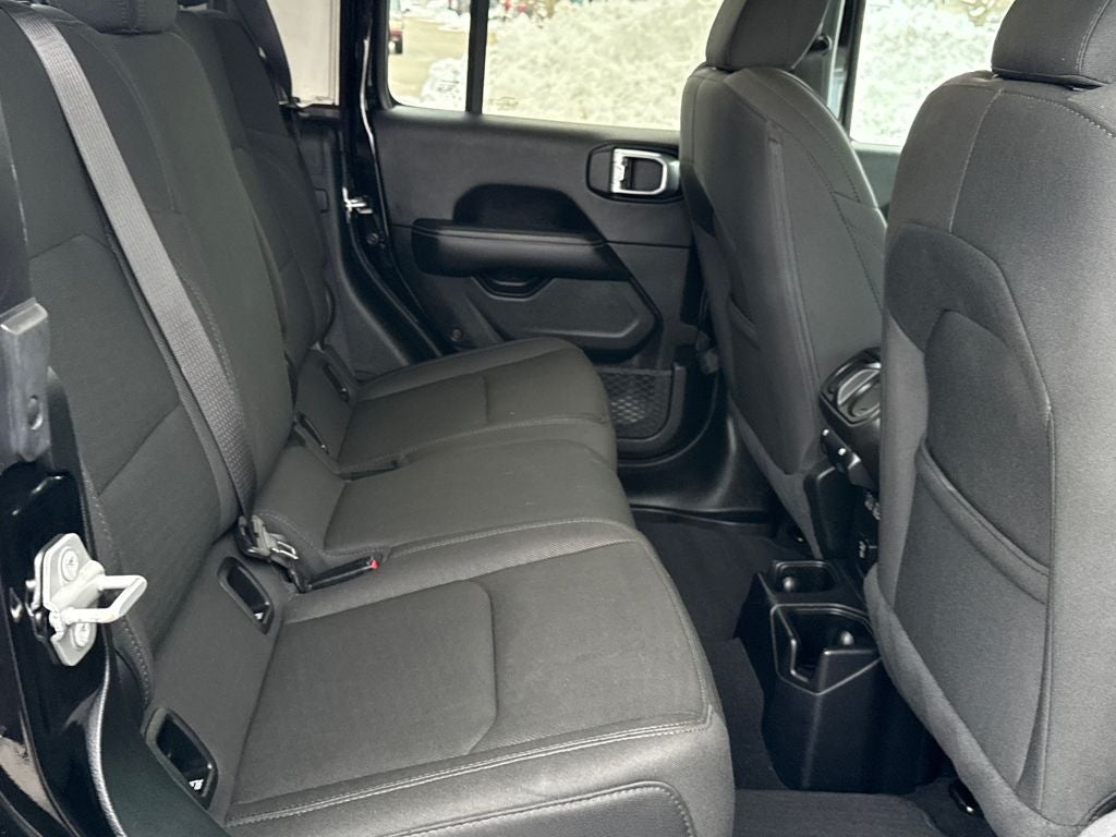 2020 Jeep Gladiator Overland Blue Certified 4WD Near Milwaukee WI