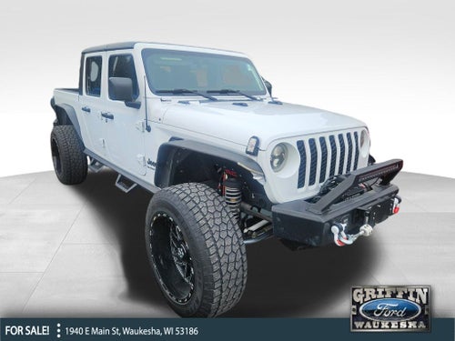 2021 Jeep Gladiator Sport 4WD Near Milwaukee WI
