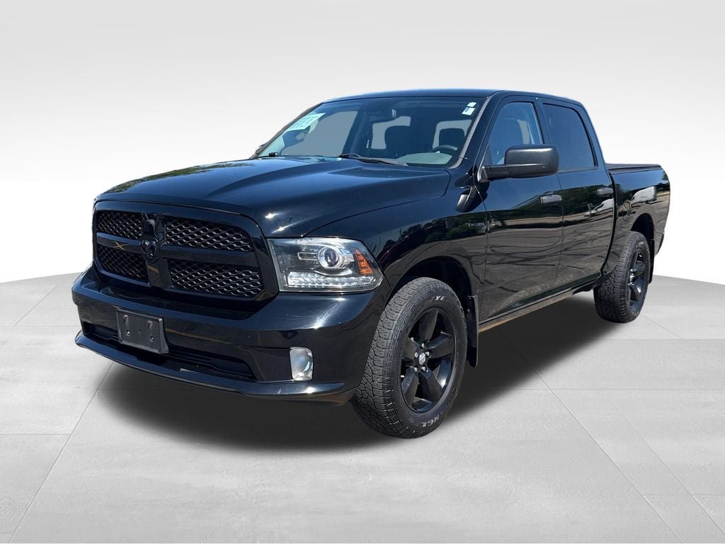 2014 RAM 1500 Express 4WD Near Milwaukee WI