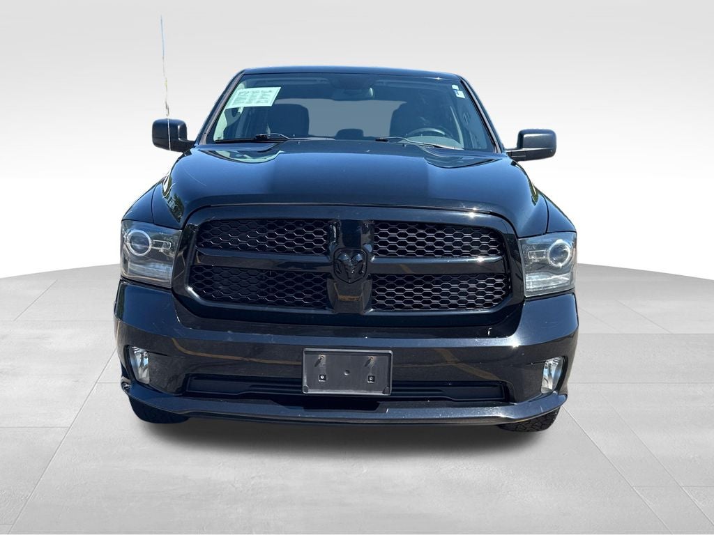 2014 RAM 1500 Express 4WD Near Milwaukee WI