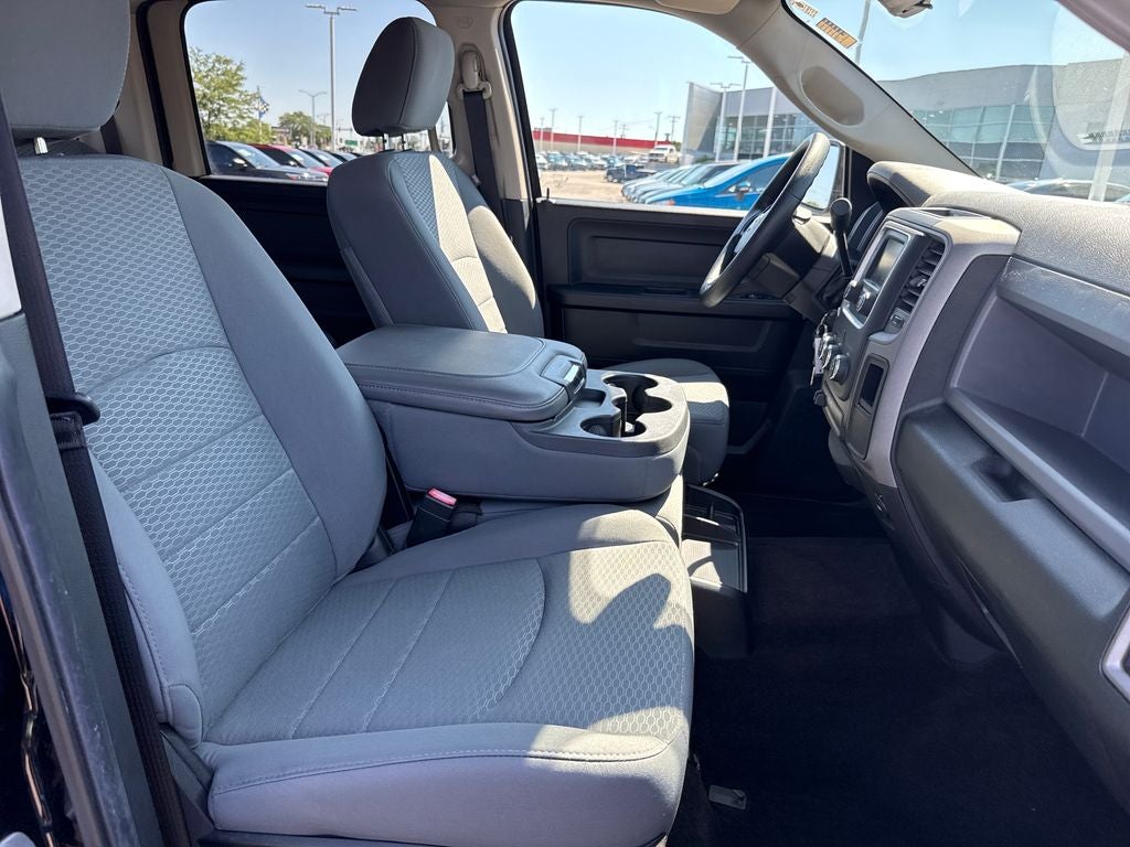 2014 RAM 1500 Express 4WD Near Milwaukee WI
