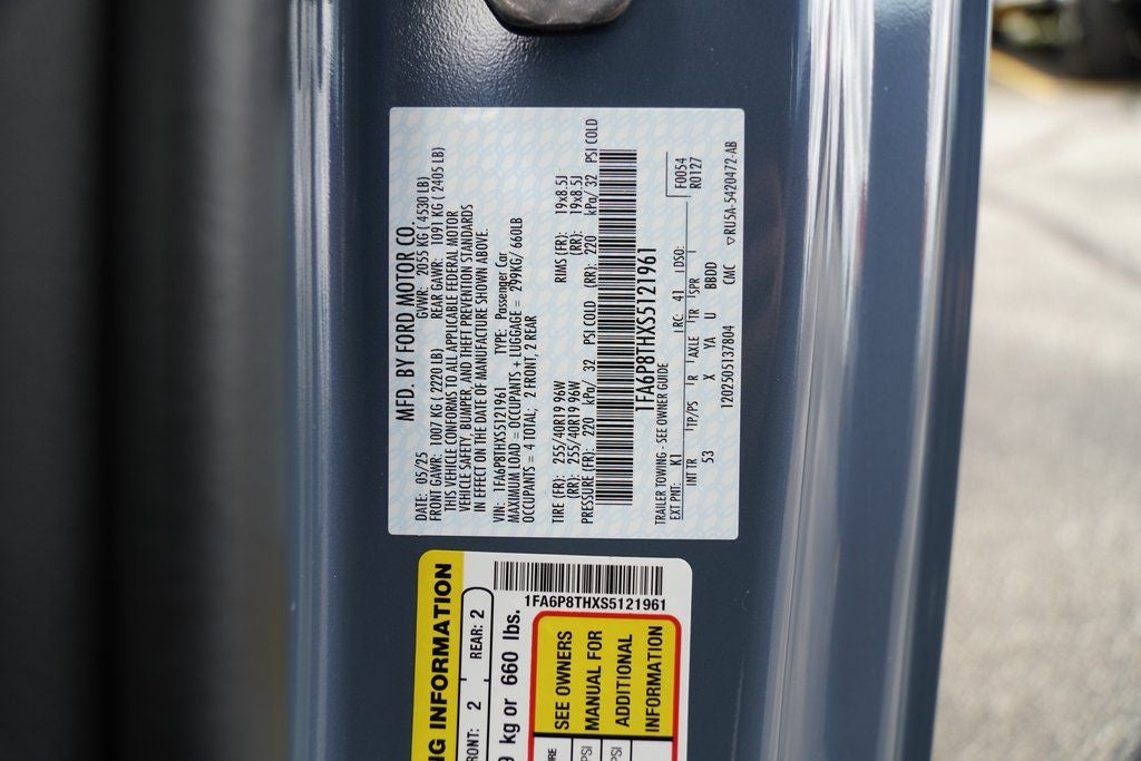 2025 Ford Mustang EcoBoost Premium