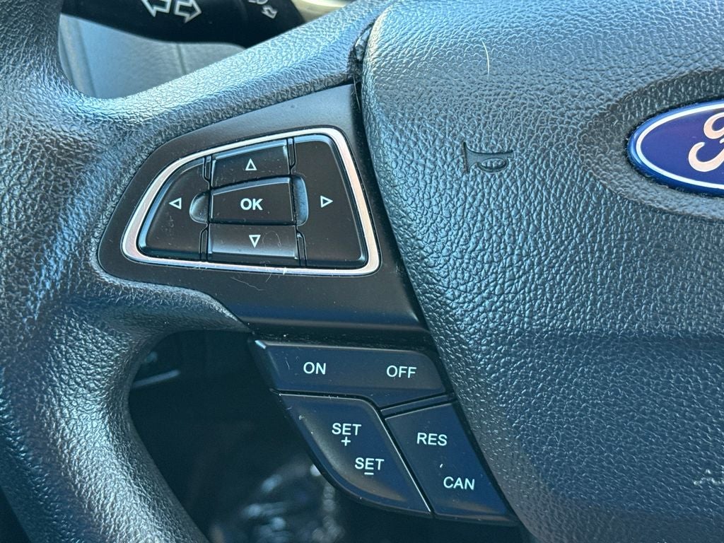 2017 Ford Focus SE Blue Certified Near Milwaukee WI