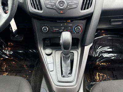 2018 Ford Focus SE Blue Certified Near Milwaukee WI