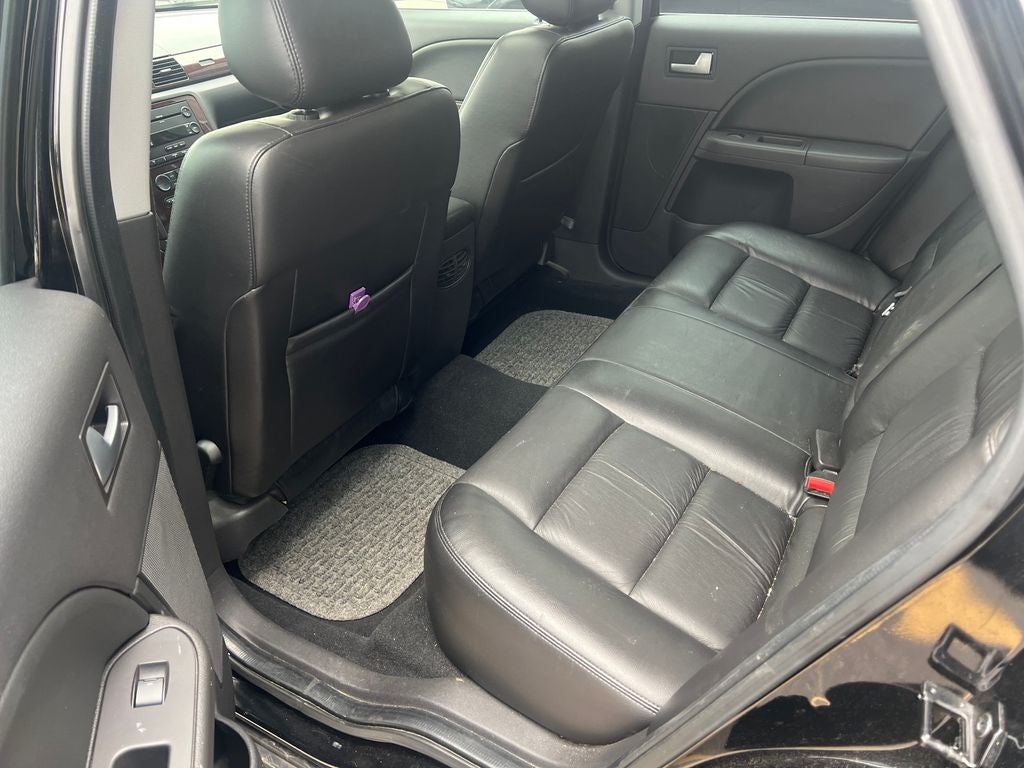 2005 Ford Five Hundred Limited Near Milwaukee WI