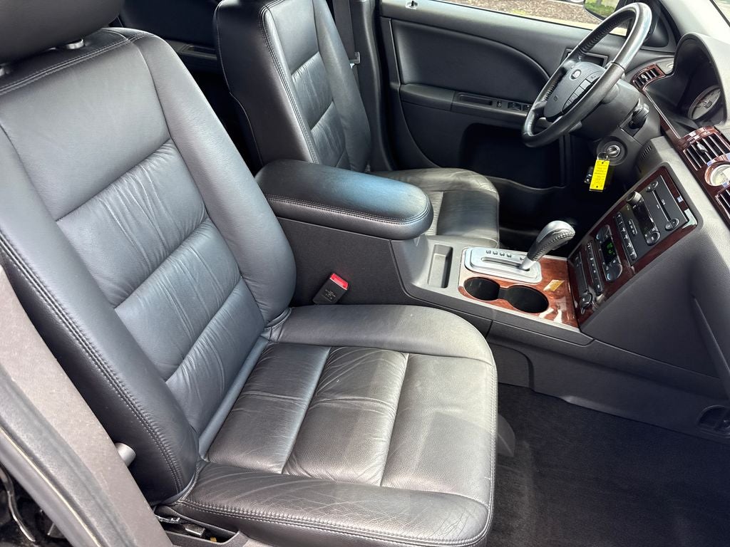 2005 Ford Five Hundred Limited Near Milwaukee WI