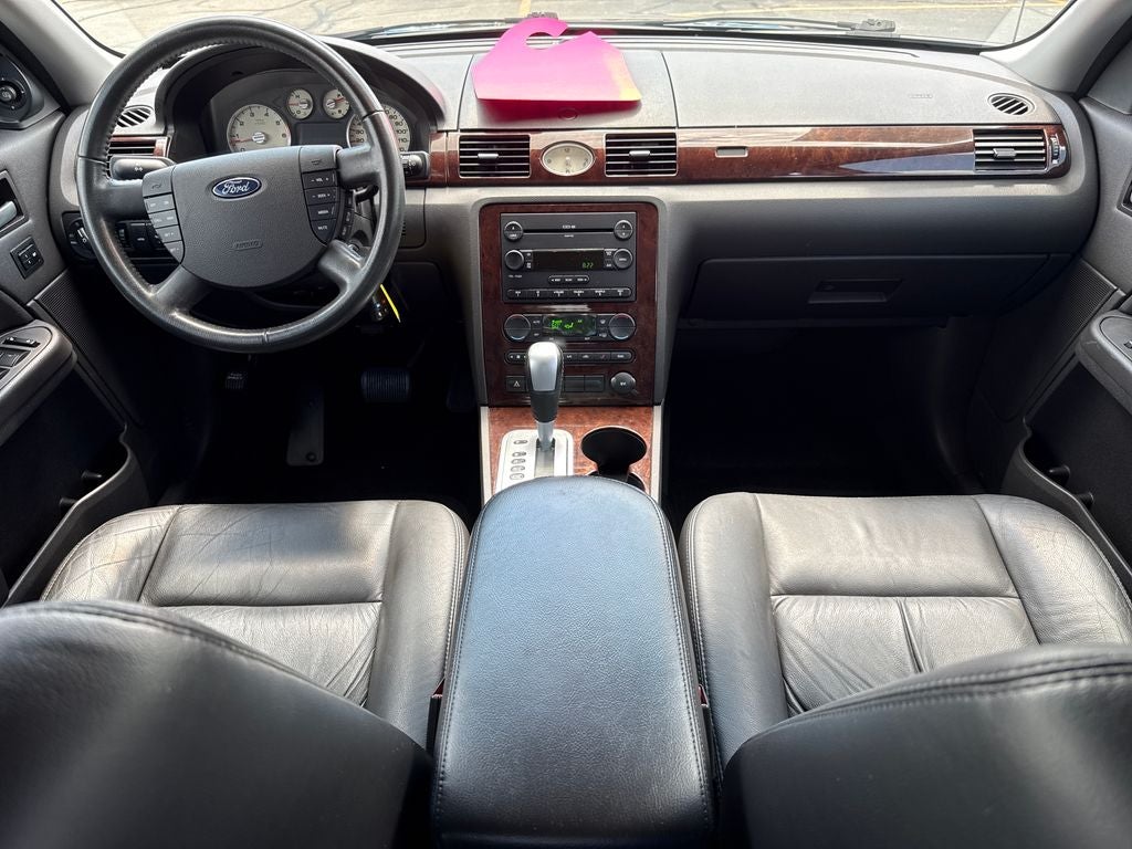 2005 Ford Five Hundred Limited Near Milwaukee WI
