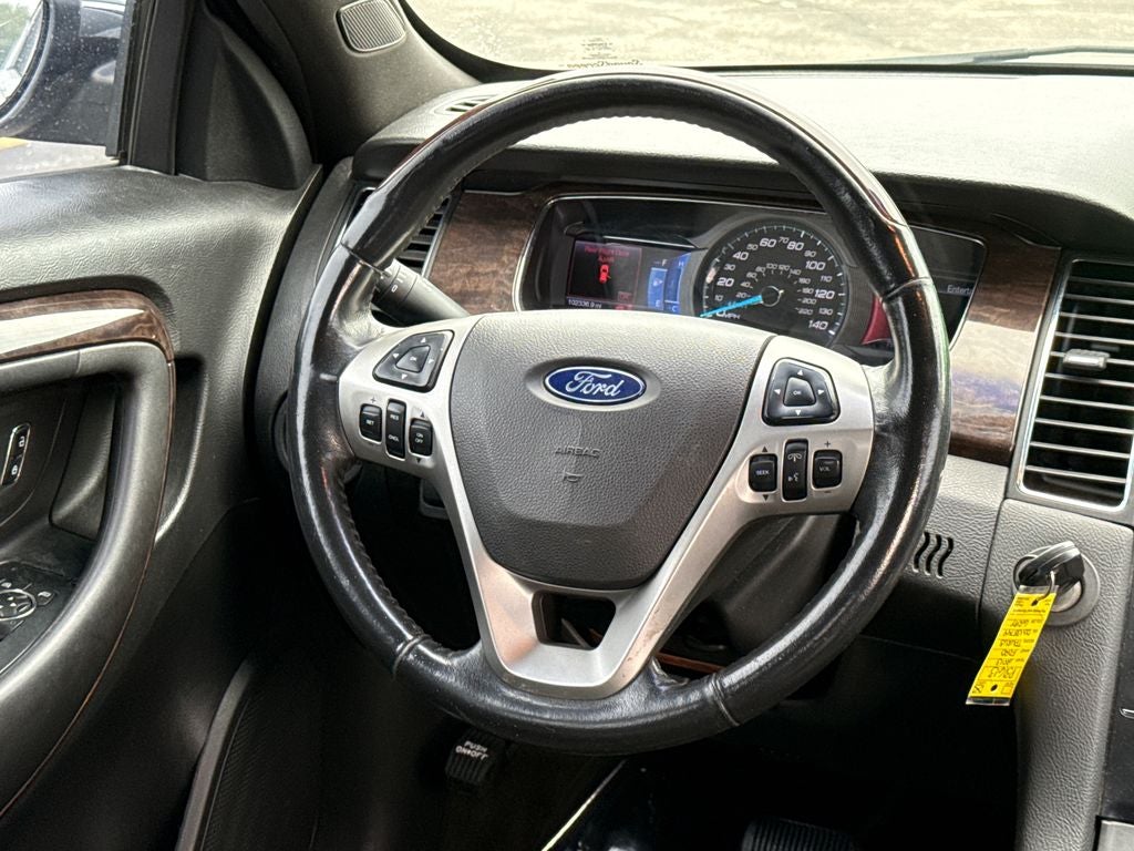 2013 Ford Taurus Limited Near Milwaukee WI