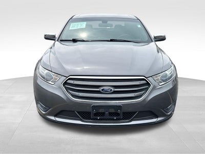 2013 Ford Taurus Limited Near Milwaukee WI