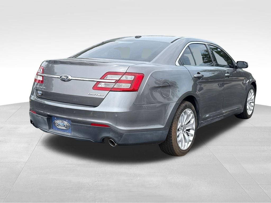 2013 Ford Taurus Limited Near Milwaukee WI
