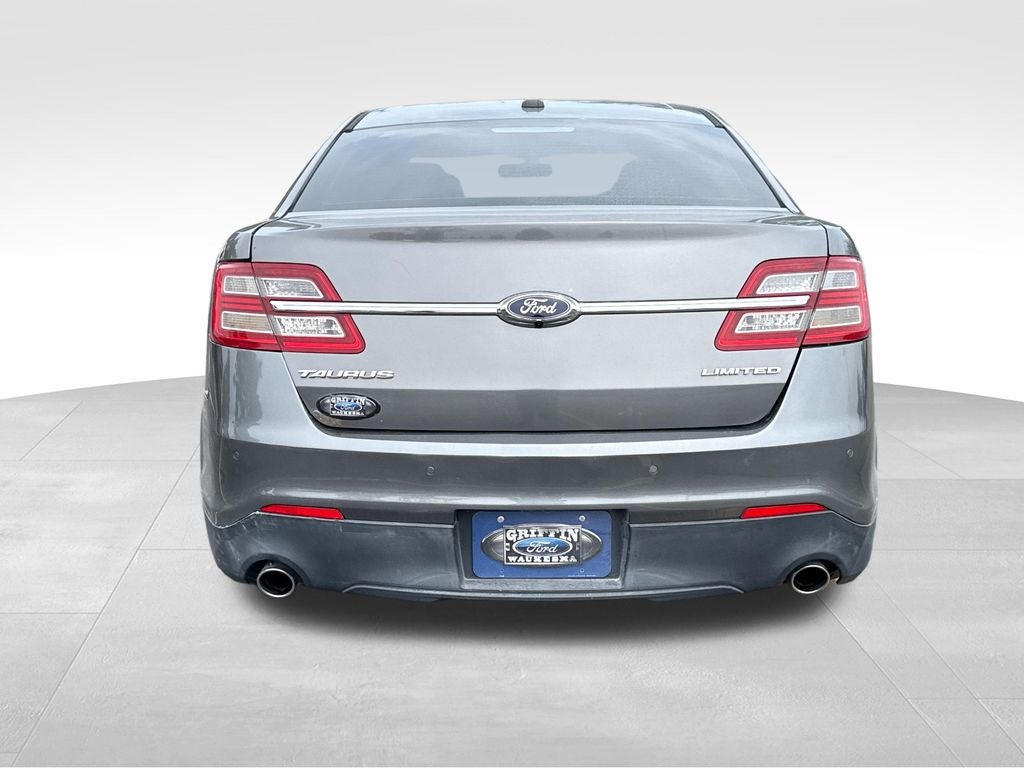 2013 Ford Taurus Limited Near Milwaukee WI
