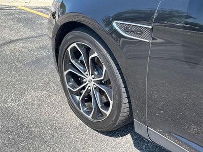 2015 Ford Taurus SHO AWD Near Milwaukee WI