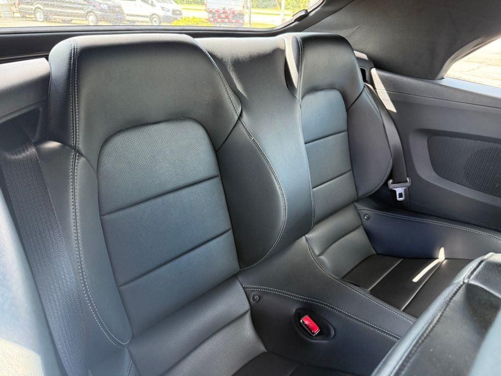 2015 Ford Mustang GT Premium Near Milwaukee WI