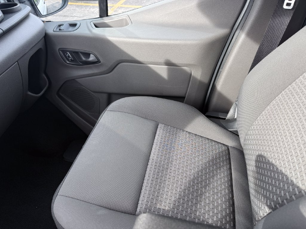 2025 Ford Transit-350 XLT FORD GOLD CERTIFIED 15 PASSENGER