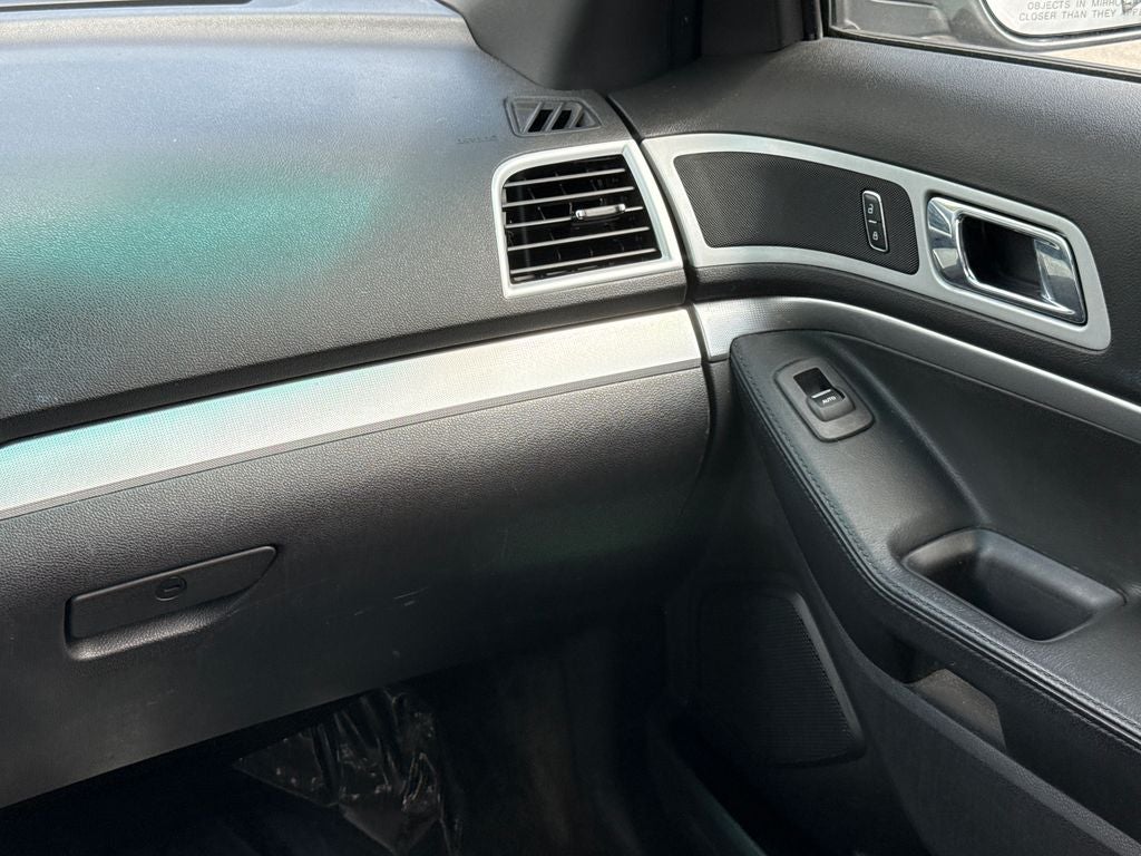 2015 Ford Explorer XLT 4WD Near Milwaukee WI