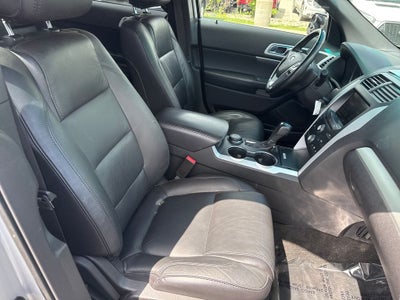 2015 Ford Explorer XLT 4WD Near Milwaukee WI