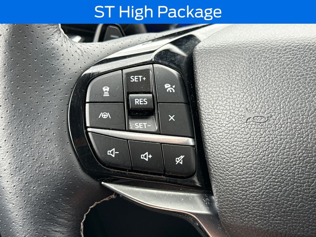 2022 Ford Explorer ST Blue Certified 4WD Near Milwaukee WI