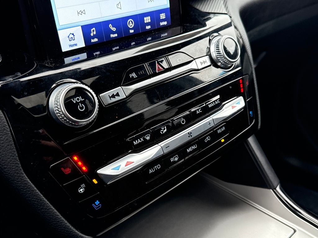 2023 Ford Explorer ST Certified 4WD Near Milwaukee WI