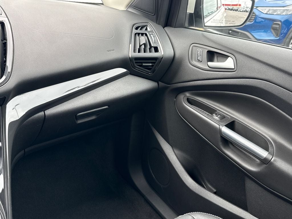 2014 Ford Escape Titanium Near Milwaukee WI
