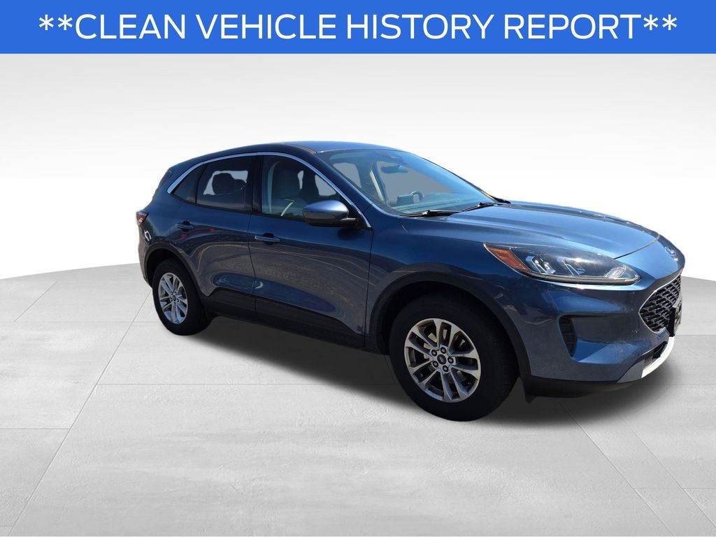 2020 Ford Escape SE Blue Certified AWD Near Milwaukee WI