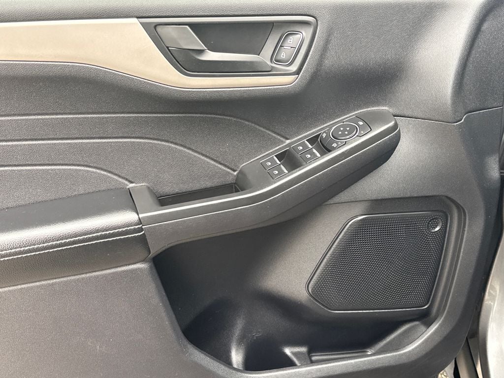2022 Ford Escape SE FORD BLUE CERTIFIED