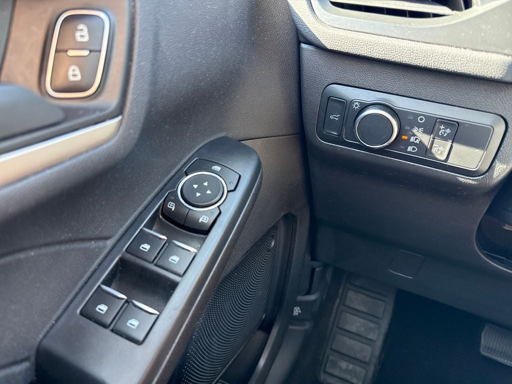 2022 Ford Escape SE Certified AWD Near Milwaukee WI