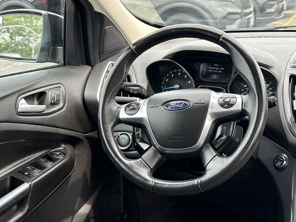 2013 Ford Escape Titanium AWD Near Milwaukee WI