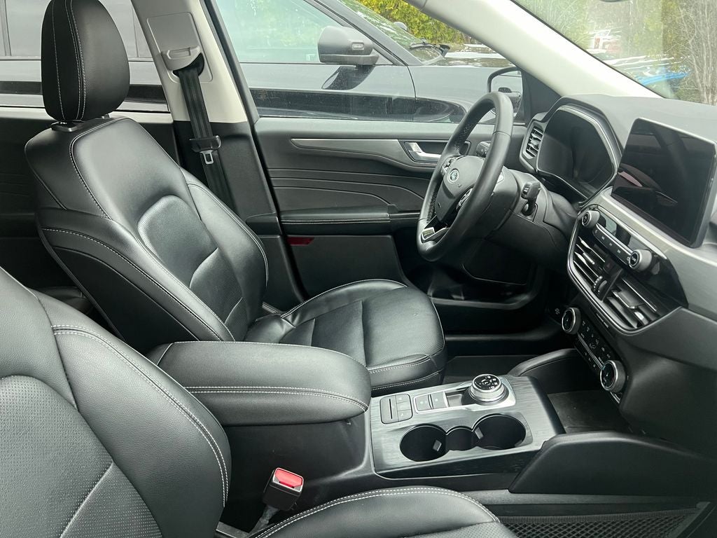 2022 Ford Escape Titanium Certified AWD Near Milwaukee WI