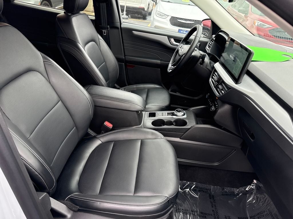 2025 Ford Escape Platinum Certified AWD Near Milwaukee WI