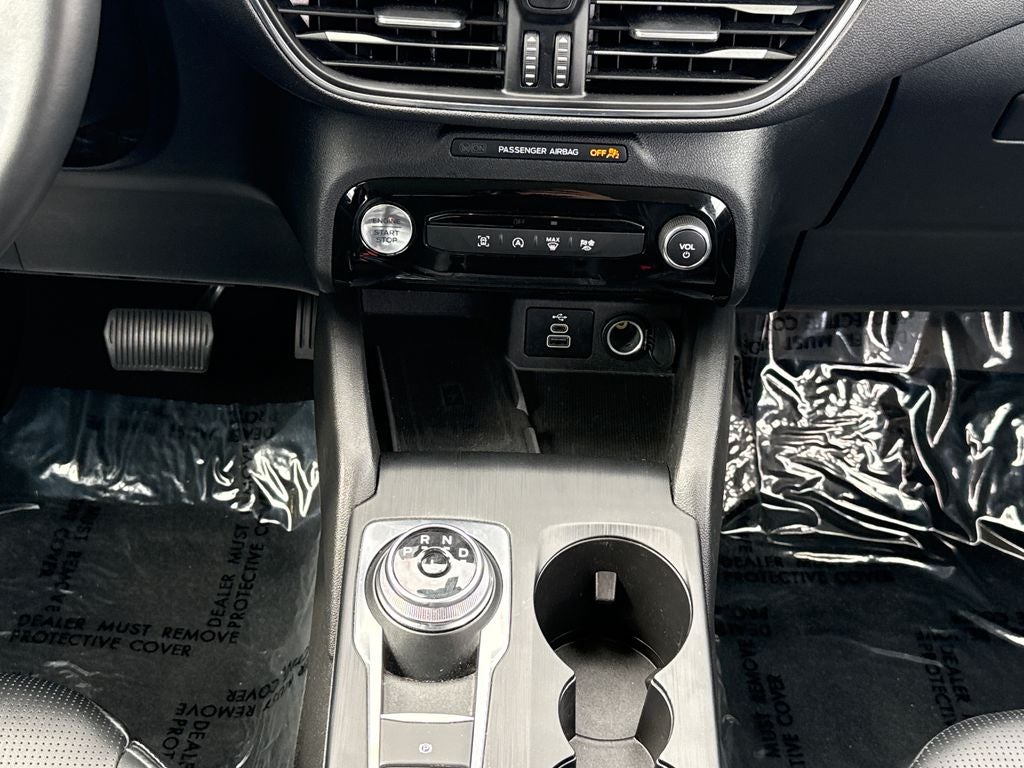 2025 Ford Escape Platinum Certified AWD Near Milwaukee WI