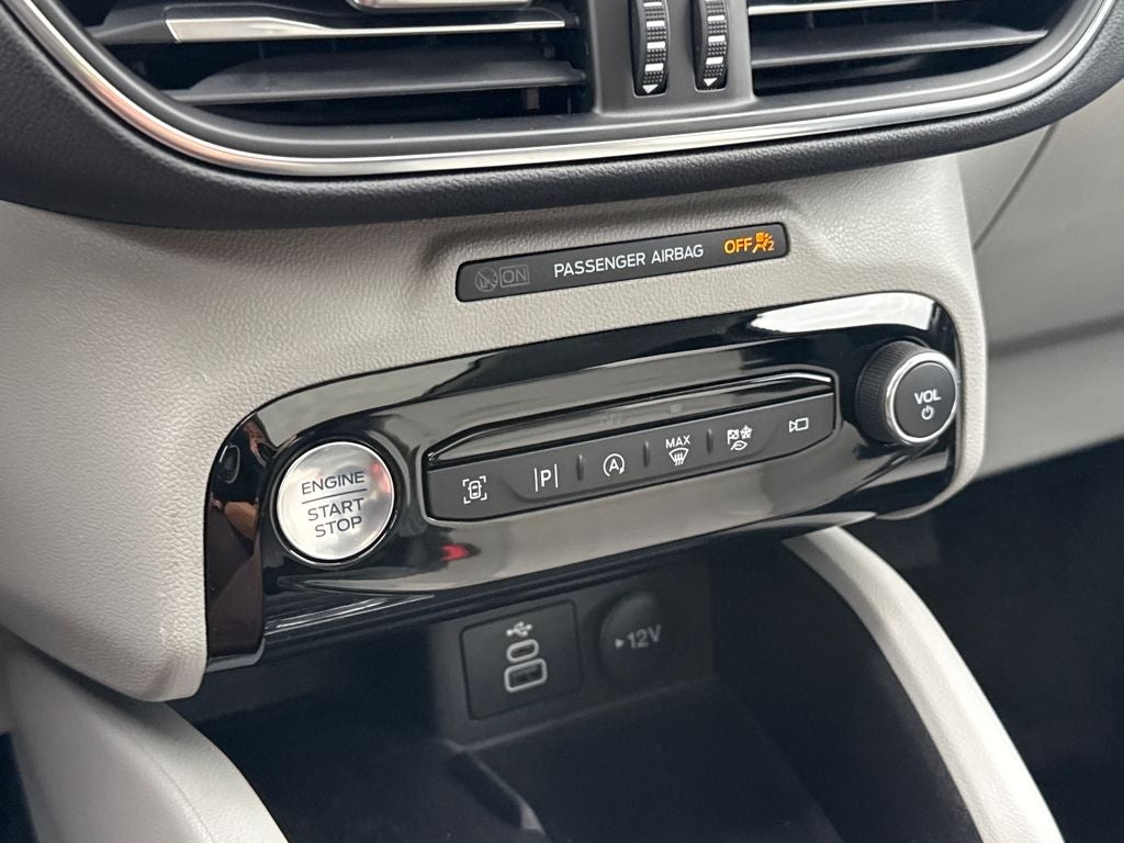 2025 Ford Escape Platinum Certified AWD Near Milwaukee WI