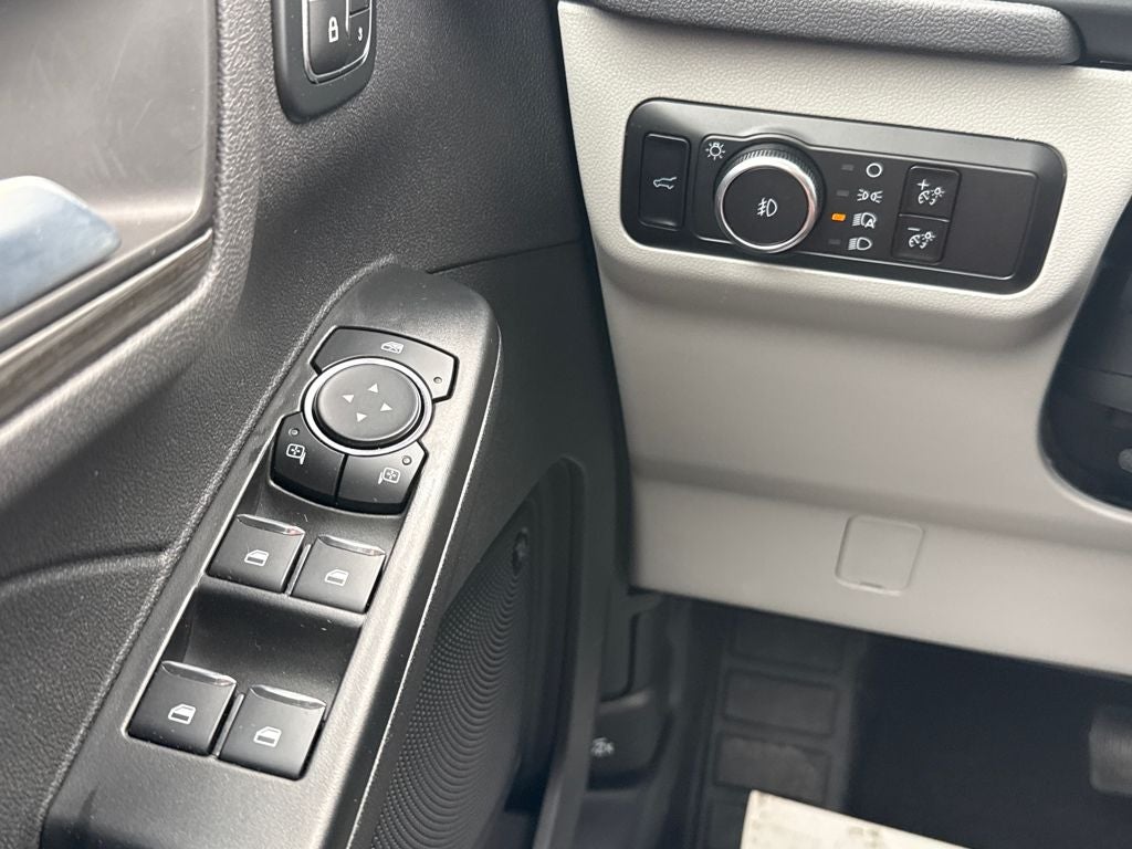 2025 Ford Escape Platinum Certified AWD Near Milwaukee WI