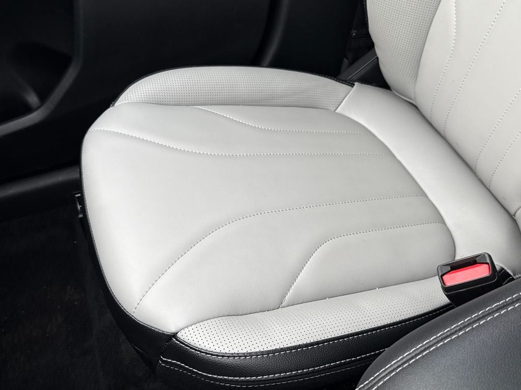 2025 Ford Escape Platinum Certified AWD Near Milwaukee WI